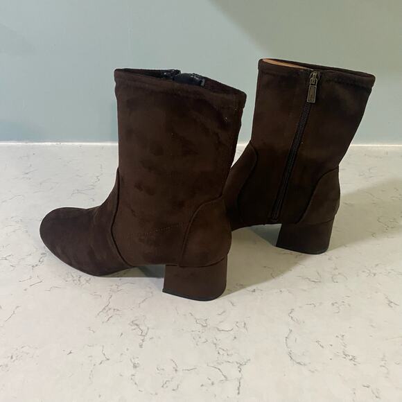 REACTION Kenneth Cole Road Stretch Womens 8.5M Chocolate Boots Booties - Picture 3 of 9